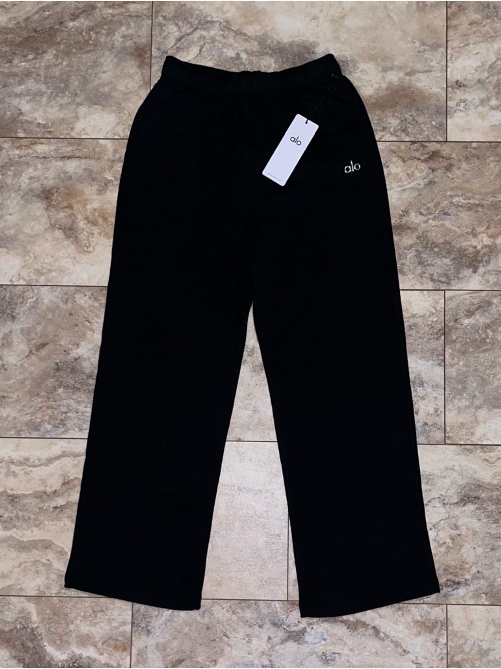 Alo Yoga Accolade Straight Leg Sweatpants Black Size Medium